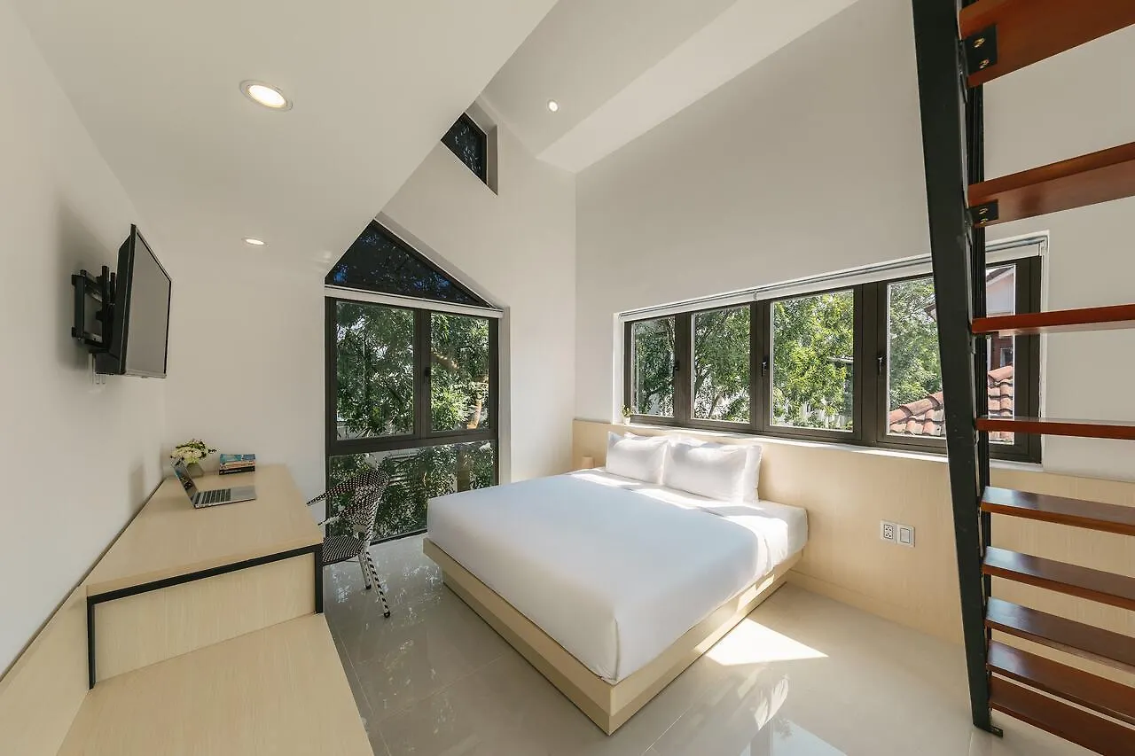 הוי אן Bespoke Villa Hoian 3*, הוי אן